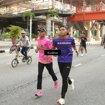 Runner Photo 4728699