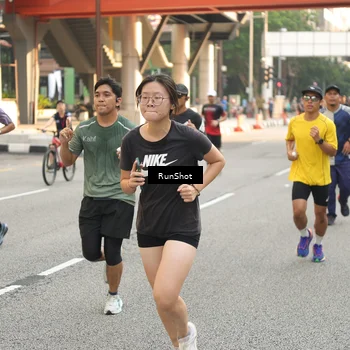 Runner Photo 4729299