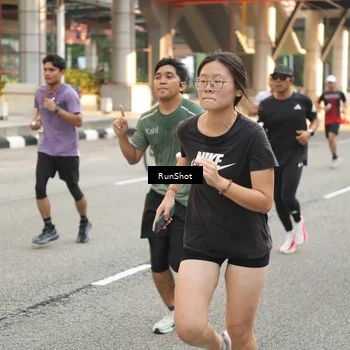 Runner Photo 4729359