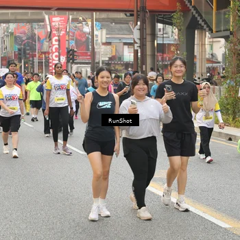 Runner Photo 4729759