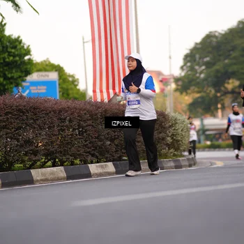 Runner Photo 4729978