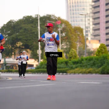 Runner Photo 4730068