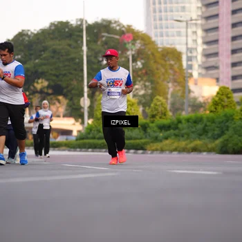 Runner Photo 4730071
