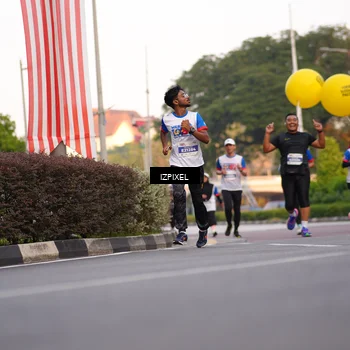 Runner Photo 4730197