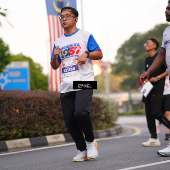 Runner Photo 4730371