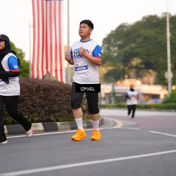Runner Photo 4730435