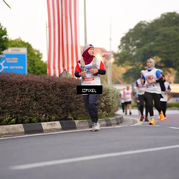 Runner Photo 4730542