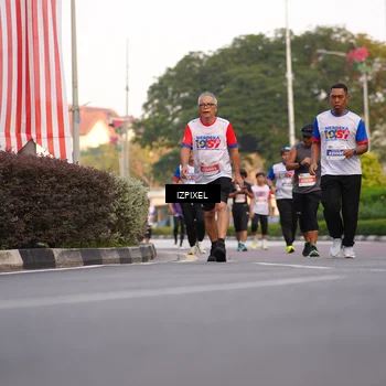 Runner Photo 4730671