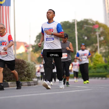 Runner Photo 4730676