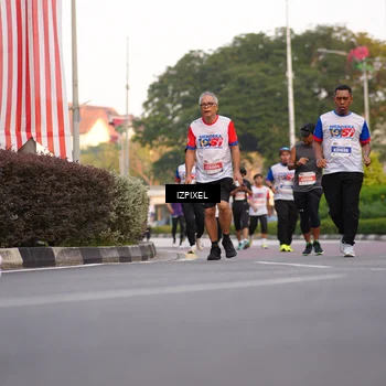 Runner Photo 4730679