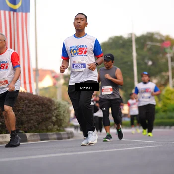 Runner Photo 4730683