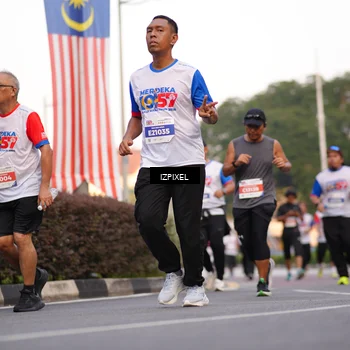 Runner Photo 4730690
