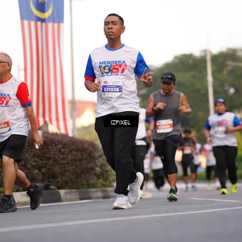 Runner Photo 4730691