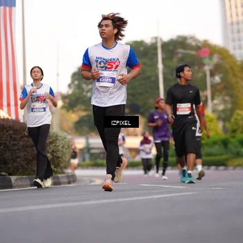 Runner Photo 4730759