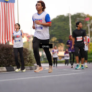 Runner Photo 4730773