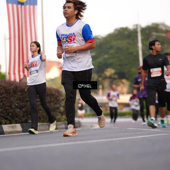 Runner Photo 4730777