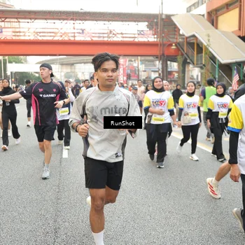 Runner Photo 4730888