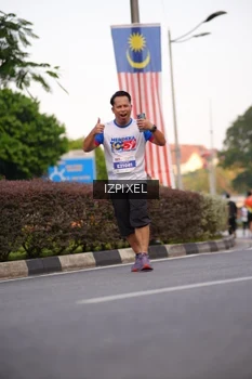 Runner Photo 4731535