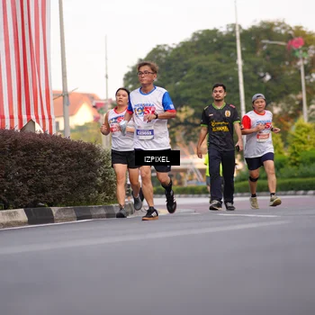 Runner Photo 4732064