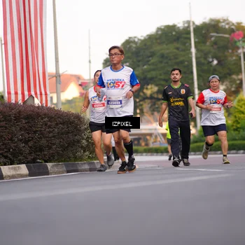 Runner Photo 4732067
