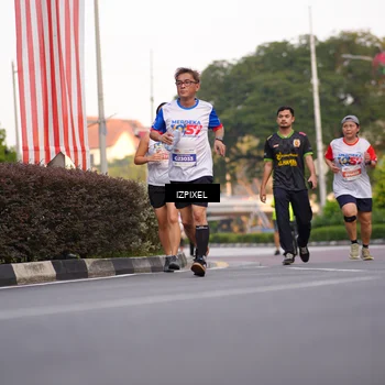 Runner Photo 4732069