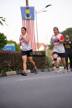 Runner Photo 4732086