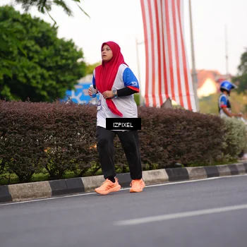 Runner Photo 4732343