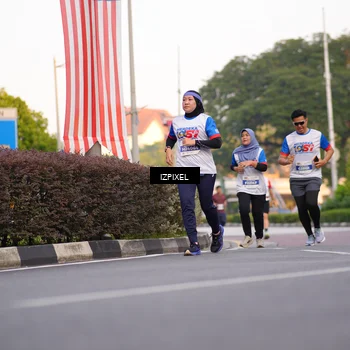 Runner Photo 4732595