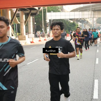 Runner Photo 4732692