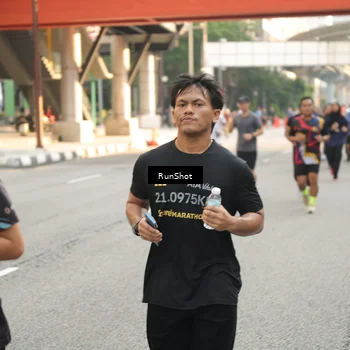 Runner Photo 4732698