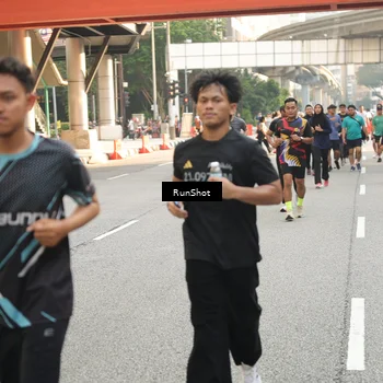 Runner Photo 4732734