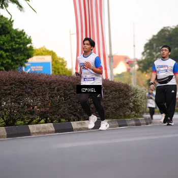 Runner Photo 4732853