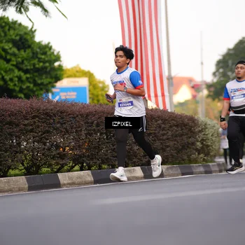 Runner Photo 4732858