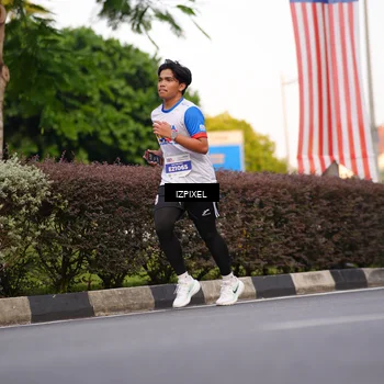 Runner Photo 4732875