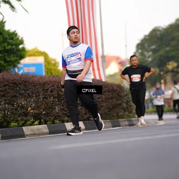 Runner Photo 4732908