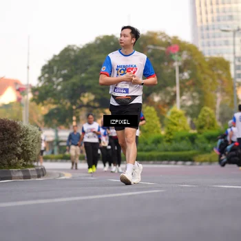 Runner Photo 4733260