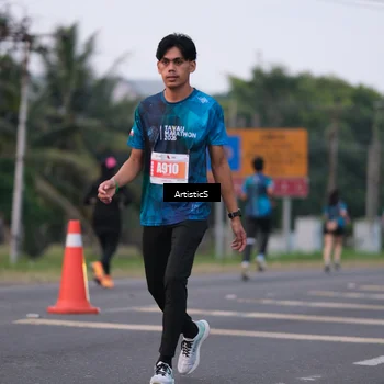 Runner Photo 4733274