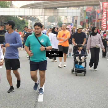 Runner Photo 4733315