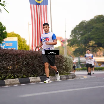 Runner Photo 4733493