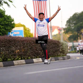 Runner Photo 4733647