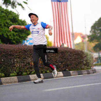 Runner Photo 4733671