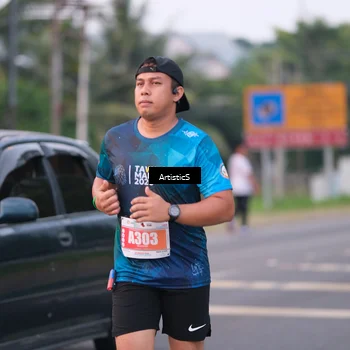 Runner Photo 4733719