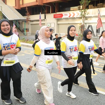 Runner Photo 4733757
