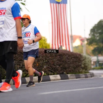 Runner Photo 4733943