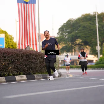 Runner Photo 4734375