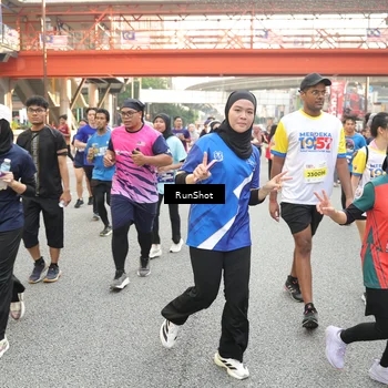 Runner Photo 4734392