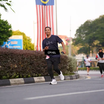 Runner Photo 4734402