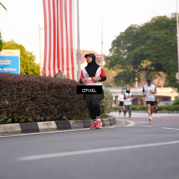 Runner Photo 4734495