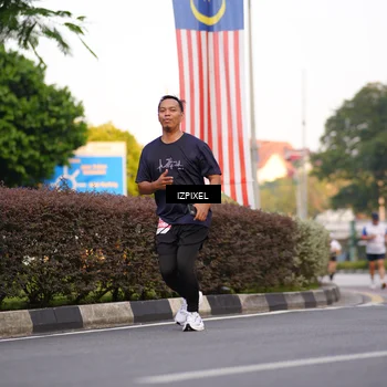 Runner Photo 4734591