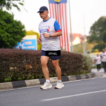 Runner Photo 4734603